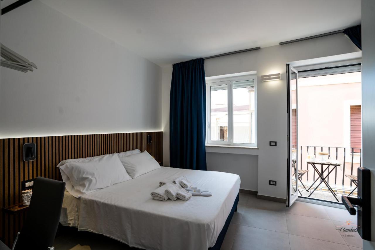 Humboldt Luxury Rooms Taormina Kültér fotó