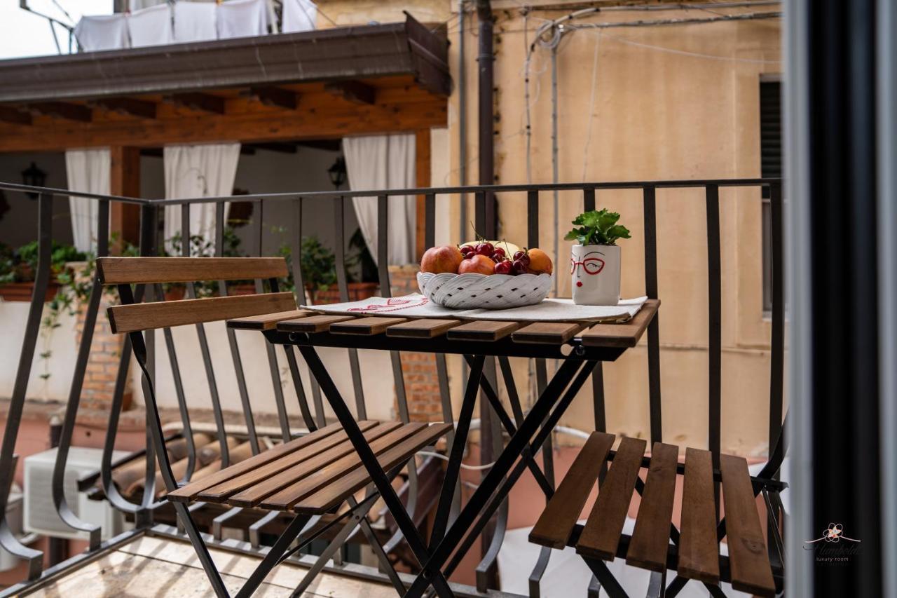 Humboldt Luxury Rooms Taormina Kültér fotó