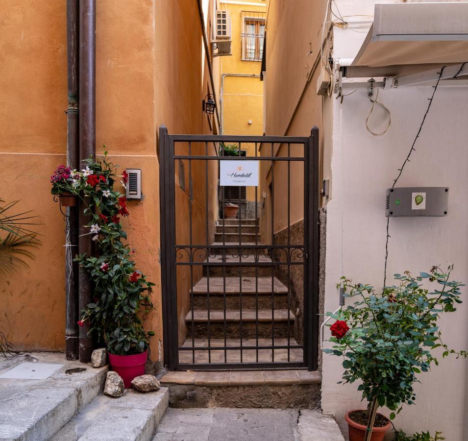 Humboldt Luxury Rooms Taormina Kültér fotó