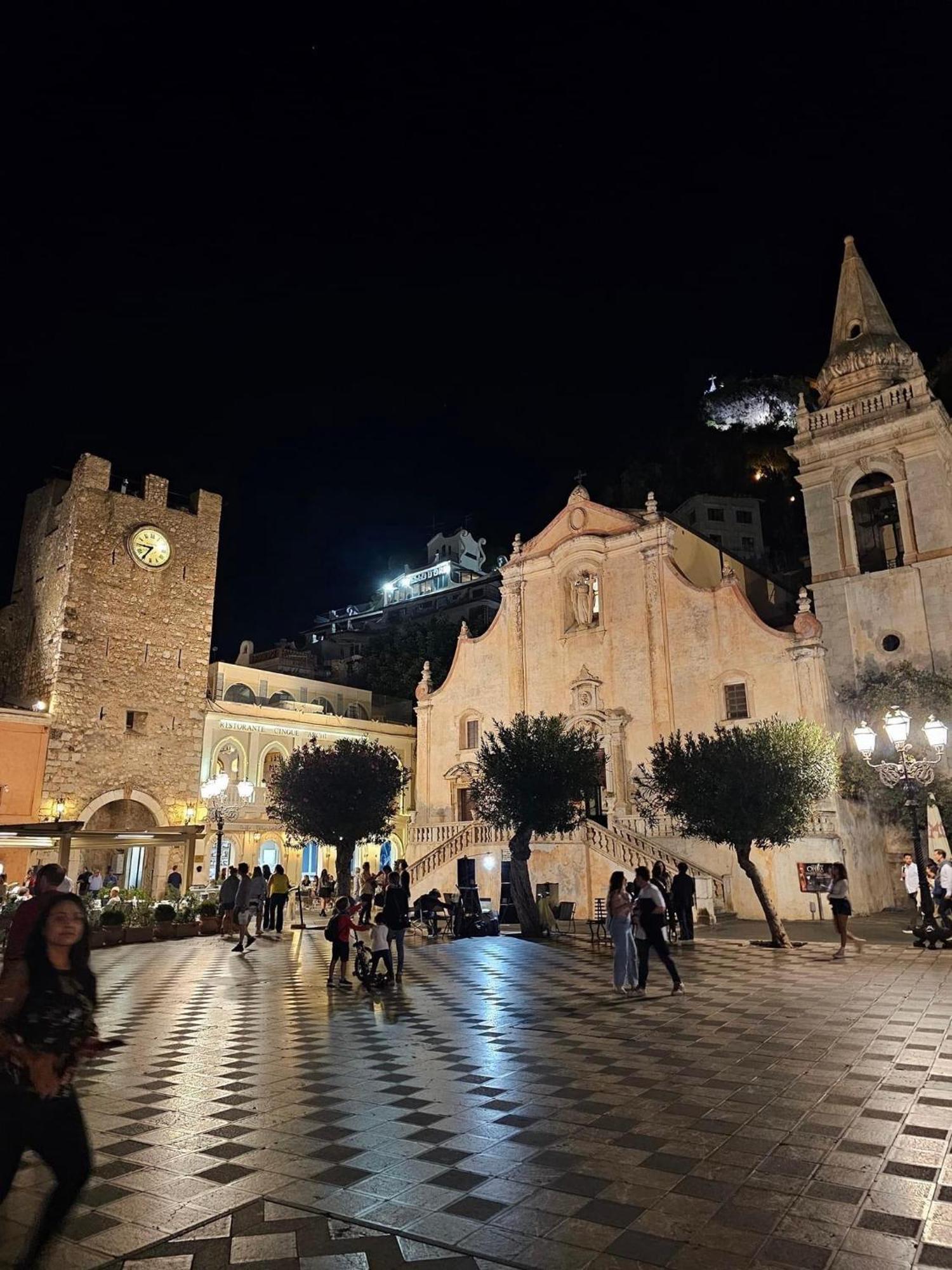 Humboldt Luxury Rooms Taormina Kültér fotó